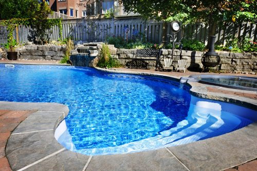 Verkehrssicherungspflicht Pool oder Teich im Garten