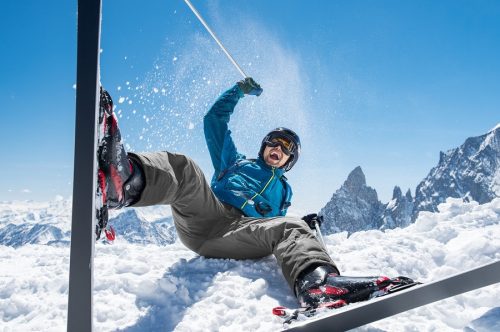 Skifahrer – muss er nach den FIS-Regeln einen Notsturz vornehmen um eine Kollision zu vermeiden?