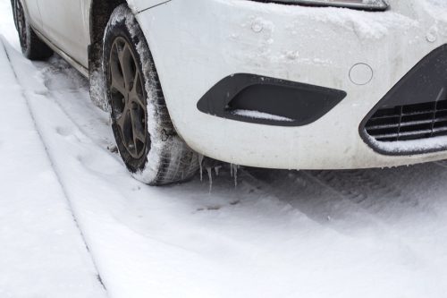 Glatteisunfall auf Supermarktparkplatz - Streu- und Räumpflicht und Pflichten bei Übertragung der Räum-und Streupflicht