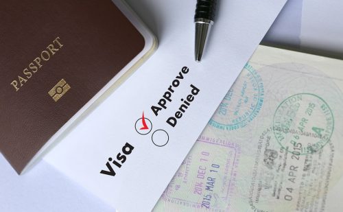 Reisepreisminderung wegen unrichtiger Information über Einreisedokumente und Schadensersatz