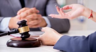 Rechtsanwaltsvertrag – vorzeitige Auftragsbeendigung – Anfall der Verfahrensgebühr