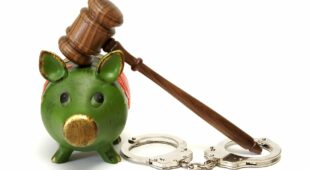 Rechtschutzversicherung – Quotelungsrecht im Strafrechtsschutz bei versicherten und nicht versicherten Delikten?
