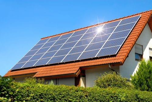 Aufdachsolaranlage als Bestandteil oder Zubehör des Grundstücks