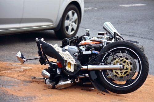 Motorradunfall während der Fahrschulausbildung - Schmerzensgeldanspruch des Motorradfahrschülers