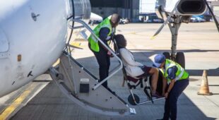 Beförderungsverweigerung für einen körperbehinderten Fluggast – Ausgleichsanspruch