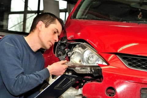 Verkehrsunfall: Darlegungs- und Beweislast für Wertminderung des Unfallfahrzeugs