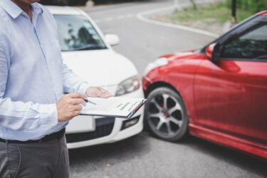 Verkehrsunfall – Überprüfungsfrist des Haftpflichtversicherers des Unfallgegners