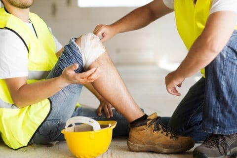 Gesetzliche Unfallversicherung - Regressanspruch bei grob fahrlässig verursachtem Arbeitsunfall