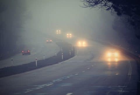 Nebelbedingt schlechte Sichtverhältnisse – Vorfahrtsberechtigung - Verkehrsunfall
