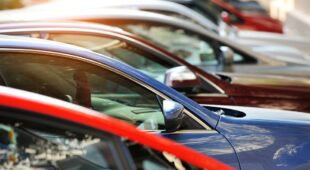 Gebrauchtwagenkaufvertrag – Rücktritt wegen „Ruckeln“ des Fahrzeugs