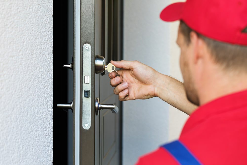 Beendigung eheähnliche Lebensgemeinschaft - vorläufiges Verlassen der Wohnung – Auswechseln der Schlösser Beendigung eheähnliche Lebensgemeinschaft - vorläufiges Verlassen der Wohnung – Auswechseln der Schlösser