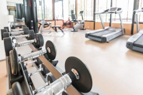 Fitness-Studio - außerordentliche Kündigung bei Verlegung des Studios