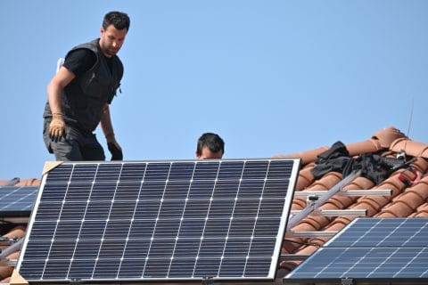 Photovoltaikanlageninstallation - Fehlerhaftigkeit der Leistung des Auftragnehmers