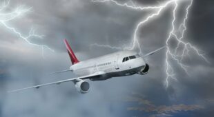 Flugverspätung – Flugzeugaustausch aufgrund eines Blitzeinschlags