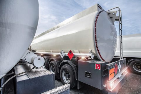 Schadensersatzansprüche des Grundstückseigentümers wegen Heizölaustritts aus Tankwagen