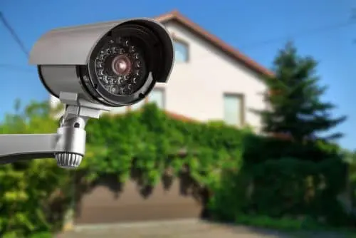 Videoüberwachung des eigenen Grundstücks bei Verpixelung der Nachbargrundstücksaufnahmen