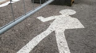 Verkehrssicherungspflichtverletzung – Fußgängerverkehr im Baustellenbereich