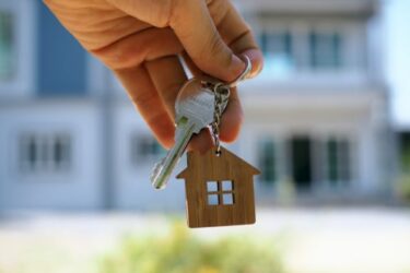 Wohnungskaufvertrag – Rückabwicklung und Schadenersatz wegen fehlerhafter Beratung