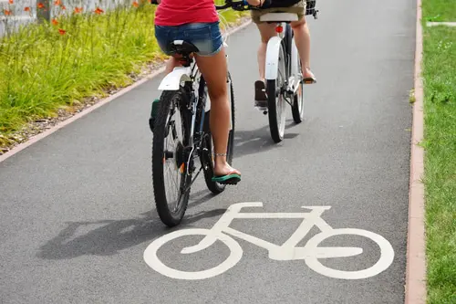 Mitverschulden Fahrradfahrer bei Nichtbenutzung eines vorhandenen Radweges