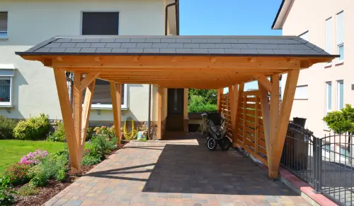 Höchstzulässige Grenzbebauung bei Carport in Rheinland-Pfalz