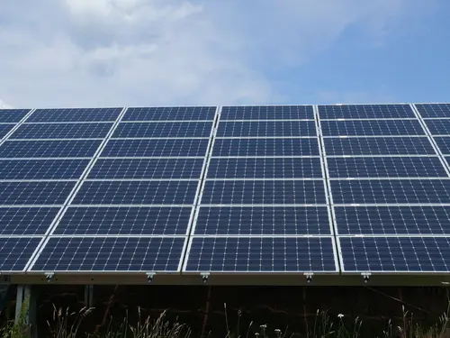 Photovoltaikanlage - Untersuchung und Rügepflicht bei Streckengeschäft - versteckter Mangel