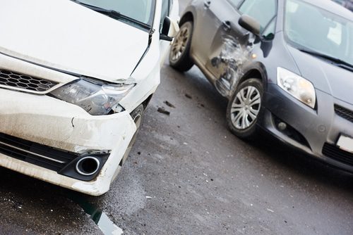 Verkehrsunfall - Kollision in einer Engstelle - Haftung