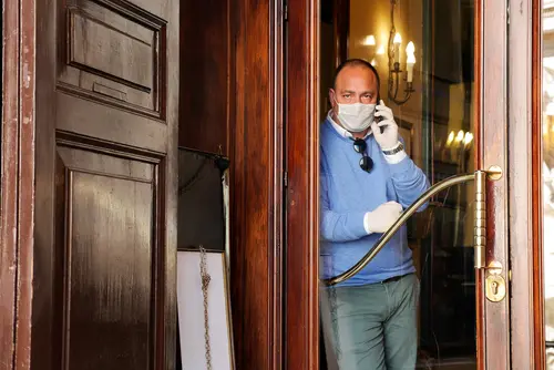 Betriebsunterbrechungsversicherung - Betriebsschließungen Hotelgewerbe Corona-Pandemie