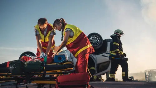 Verkehrsunfall - Mitverschulden eines auf der Autobahn an einer Unfallstelle verletzten Unfallhelfers