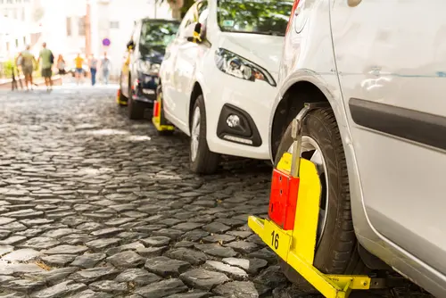 Zwangsgeldverhängung - Falschparker auf Nachbargrundstück