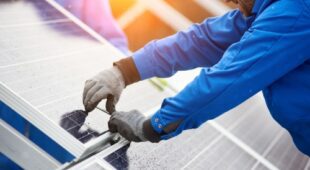 Installation Solaranlage – Schadensersatz wegen Wasserschaden