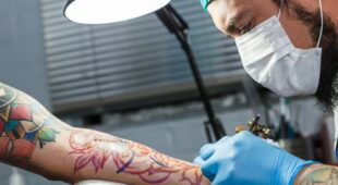 Corona-Pandemie – Schließung Tattoo-Studio – Verhältnismäßigkeit