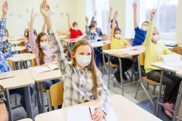 Corona-Pandemie – Verpflichtung zum Tragen Mund-Nasen-Bedeckung für sämtliche Schüler