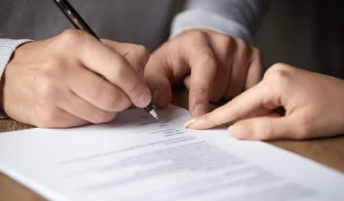 Rücktritt vom notariellen Kaufvertrag wegen Fehlverhaltens des Käufers