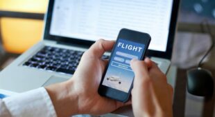 Fluggastrechte bei Flugverspätung – Ausgleichsanspruch bei Buchung über Firmenportal