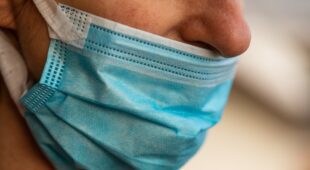 Befreiung von Maskenpflicht aus gesundheitlichen Gründe – ärztliches Attest
