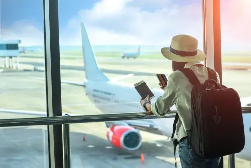 Reiseveranstalterhaftung - Reisemangel bei Flugverspätung und Unterbringung