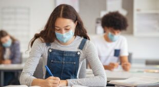 Verpflichtung zum Tragen Mund-Nase-Bedeckung in Schule