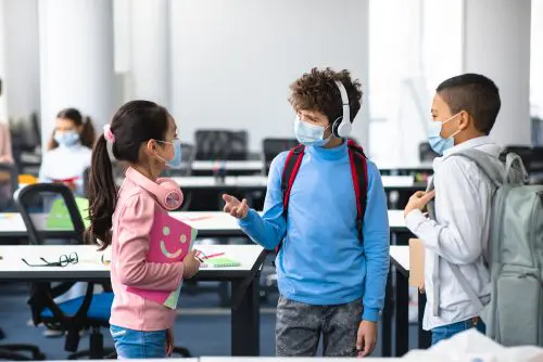 Teilnahme schulpflichtiges Kind am Präsenzunterricht bei bestehender Test- und Präsenzplicht
