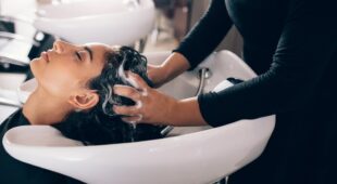 Friseurbesuch – Verbrennungen und Verätzungen mit Haarverlust durch Blondierung