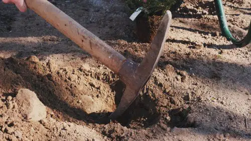 Anfechtung einer Bodenabbaugenehmigung durch Nachbarn