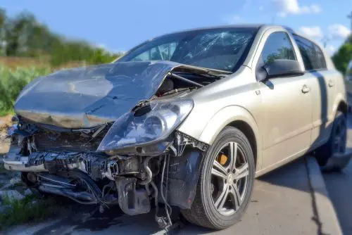 Verkehrsunfall -Nutzungsausfallentschädigung nach wirtschaftlichem Totalschaden