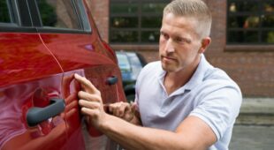 Rücktritt vom Gebrauchtwagenkauf bei Unfallvorschaden