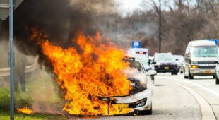 Haftung für in Brand geratenes Fahrzeug – Betriebsgefahr