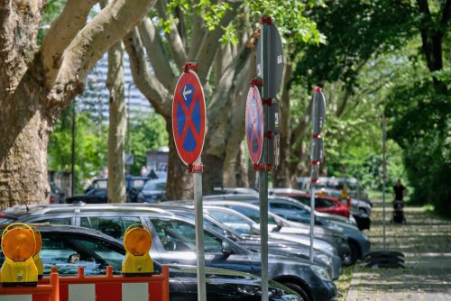 Verkehrsunfall mit Fahrzeug im absoluten Halteverbot