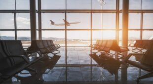 Verspätete Ankunft am Flughafen – Schadensersatzansprüche aus Reisevertrag