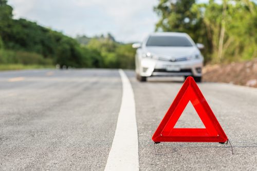 Verkehrsunfall beim Anfahren vom Fahrbahnrand