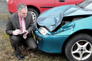 Verkehrsunfall mit wirtschaftlichem Totalschaden – Ersatzbeschaffung