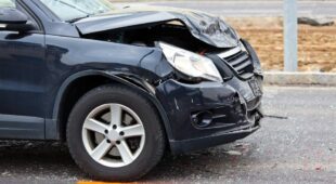Verkehrsunfall – Entscheidungsfrist für Reparatur oder Ersatzbeschaffung