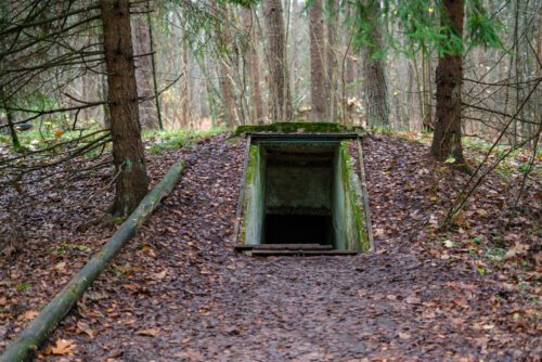 Grundstückskaufvertrag - arglistiges Verschweigen eines vorhandenen Bunkers