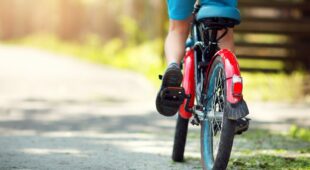 Elterliche Aufsichtspflicht bei fahrradfahrendem Grundschulkind